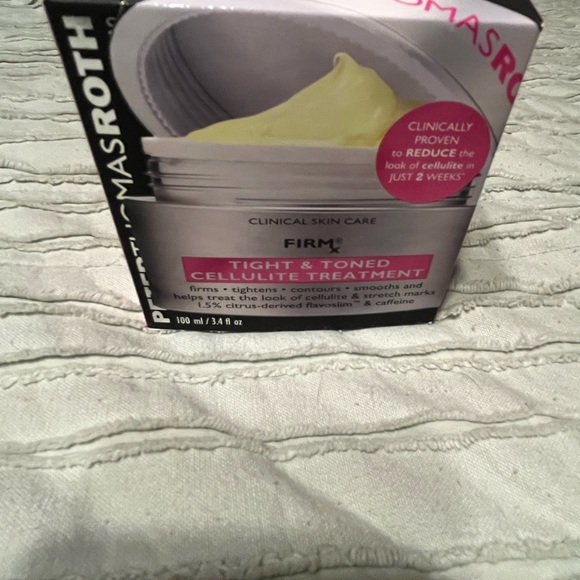 FIRMx Tight and Tone Cellulite Treatment - Peter Thomas Roth - Picture 3 of 3